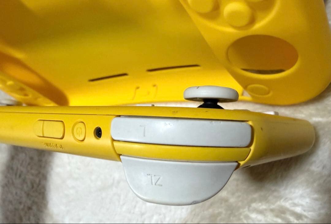 NintendoSwitch Lite イエロー 本体 ケース付 19日迄即発送