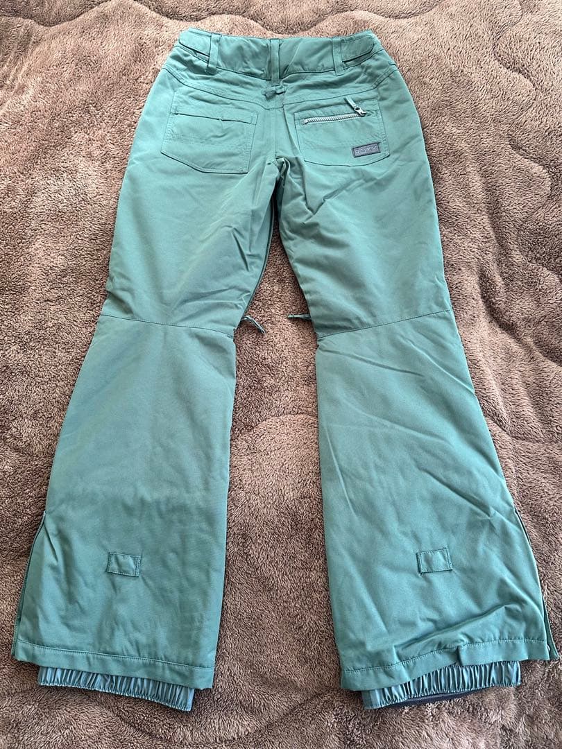 新品ROXY ロキシー スノーボードスキーパンツ Nadia S