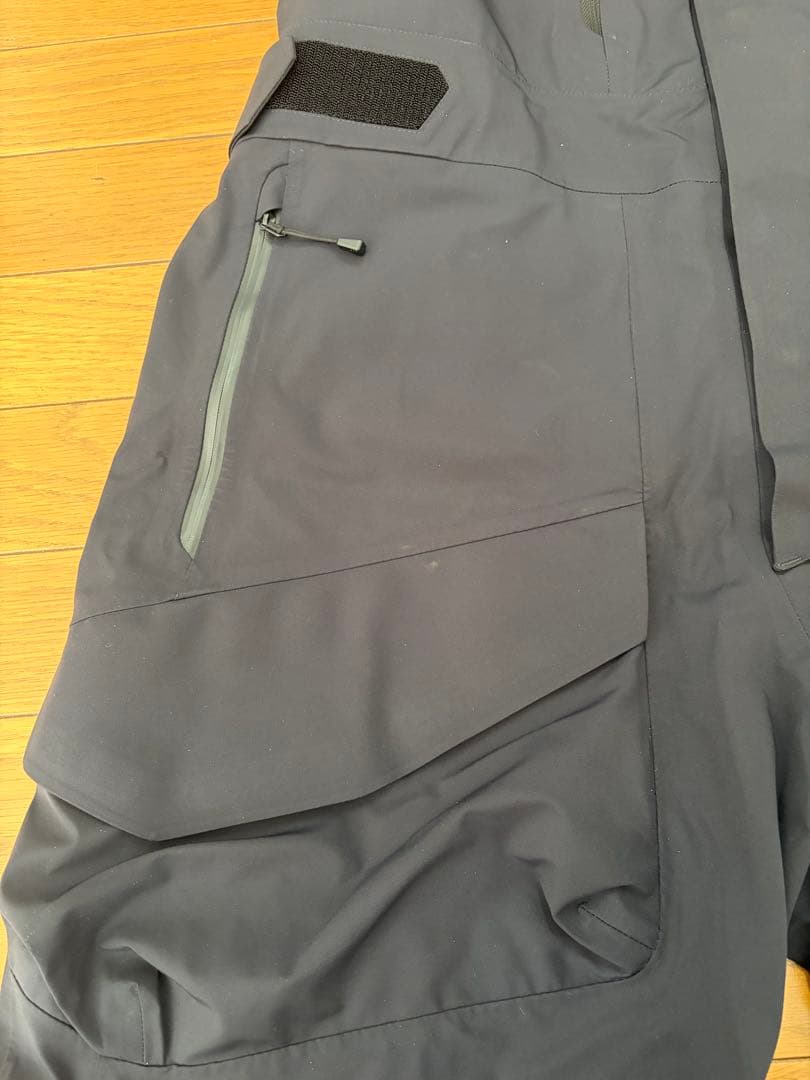 Burton デイビーコン 3L ビブパンツ　Lサイズ　ブラック