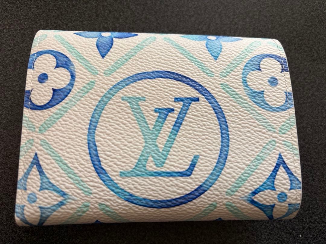 LOUIS VUITTON ポルトフォイユ・ヴィクトリーヌ M83623