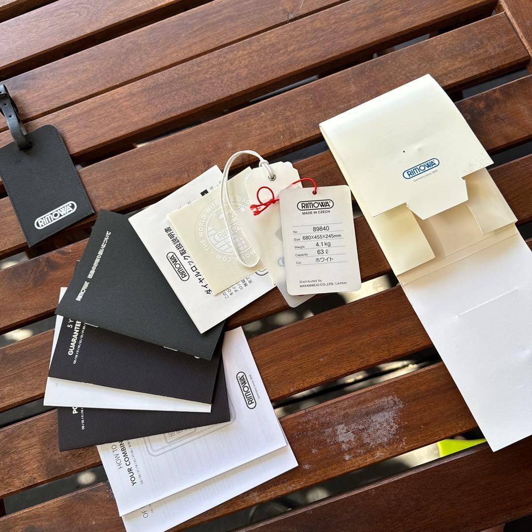 RIMOWA 63L ホワイト キャリーケース no.89840