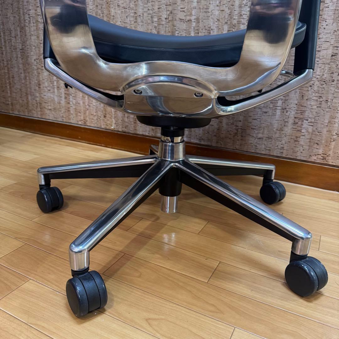 美品座面革張りErgohuman エルゴヒューマン ベーシック JOIFA802