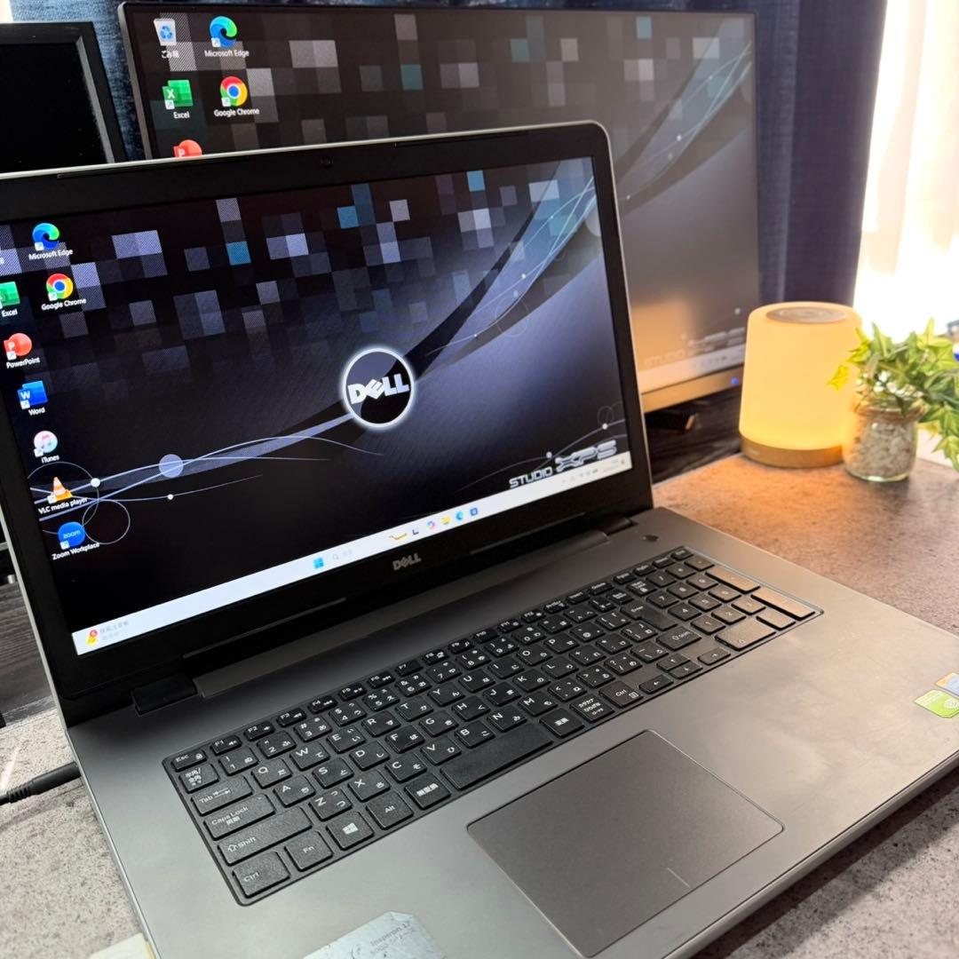 DELLノートパソコン i7 新品SSD 専用GPU 17.3型 高速 フルHD
