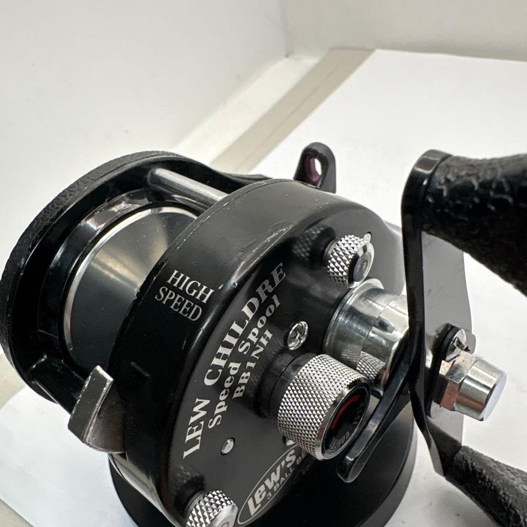 LEW'S スピードスプールBB1NHベイトリール ブラック