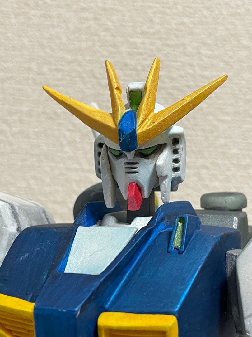 ふわかる粘土製　νガンダム　ハンドメイド