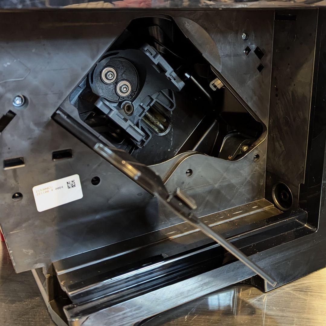 デロンギ エレッタ 全自動エスプレッソマシーン ECAM44660