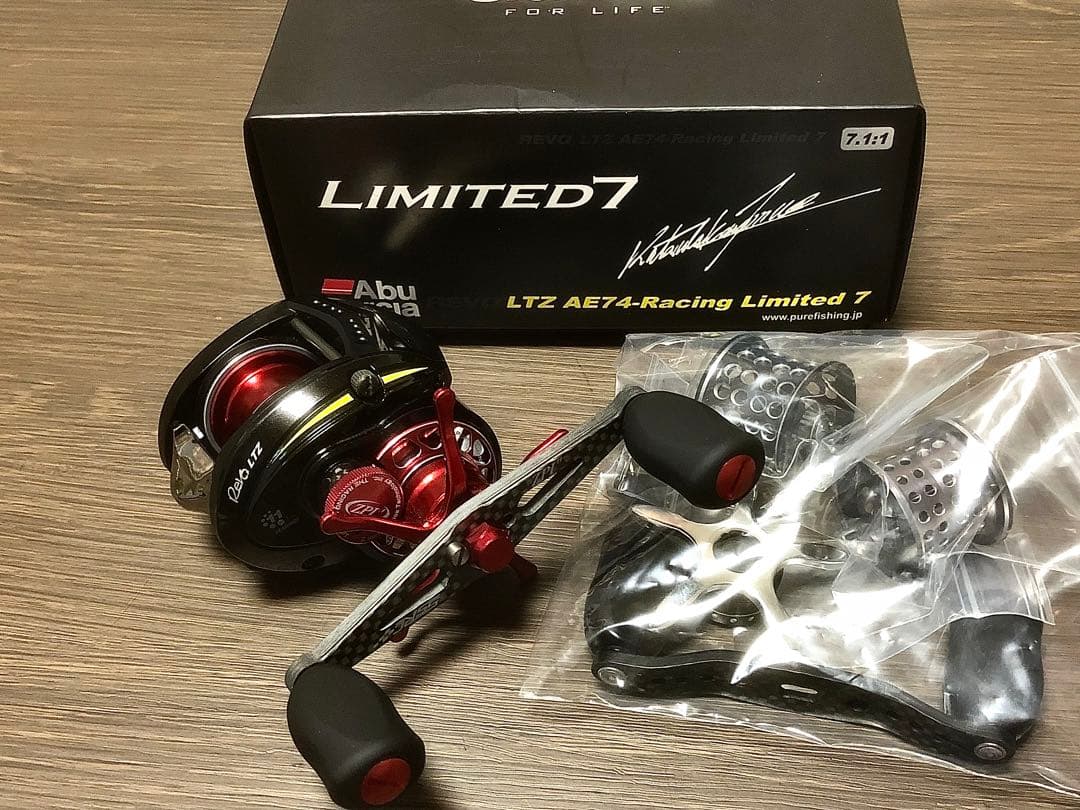 限定Abu GarciaＬＴＺ7右 ＺＰＩＢＦＣ９３０ＰＲＯＨＢＦレッドイマカツ