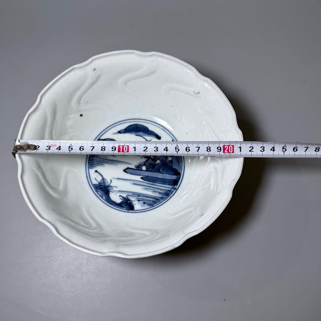 古伊万里　古九谷様式　染付山水図陽刻　中鉢　古陶を楽しむ　江戸後期
