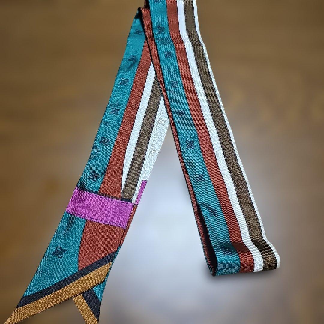 FENDI マルチカラーストライプ シルクラッピー