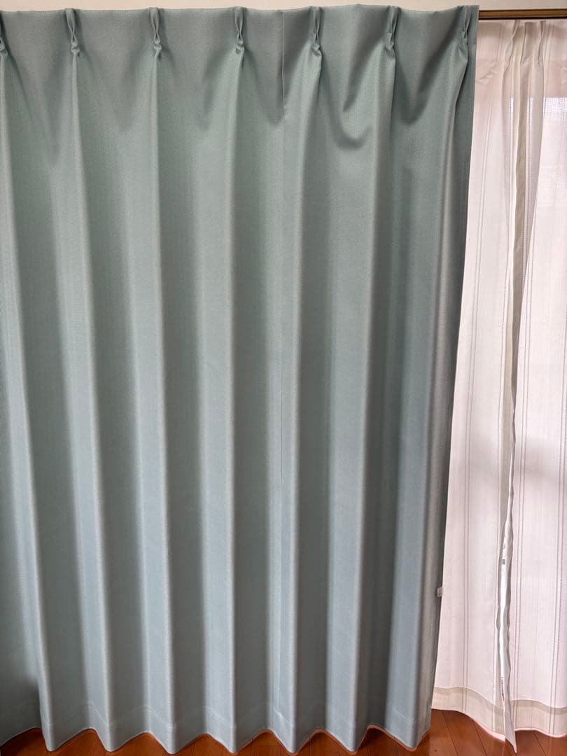 遮光1級カーテン ブルー系グリーン（ニトリ新品未使用）