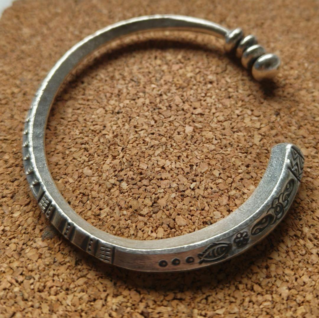 【新品現地買付】カレンシルバー バングル /カレン族/モチーフ/高純度