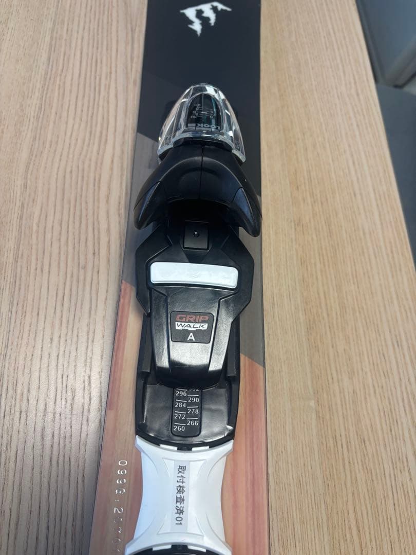 ZUMA krüz スキー板 99cm LOOKビンディング付　収納ケース付