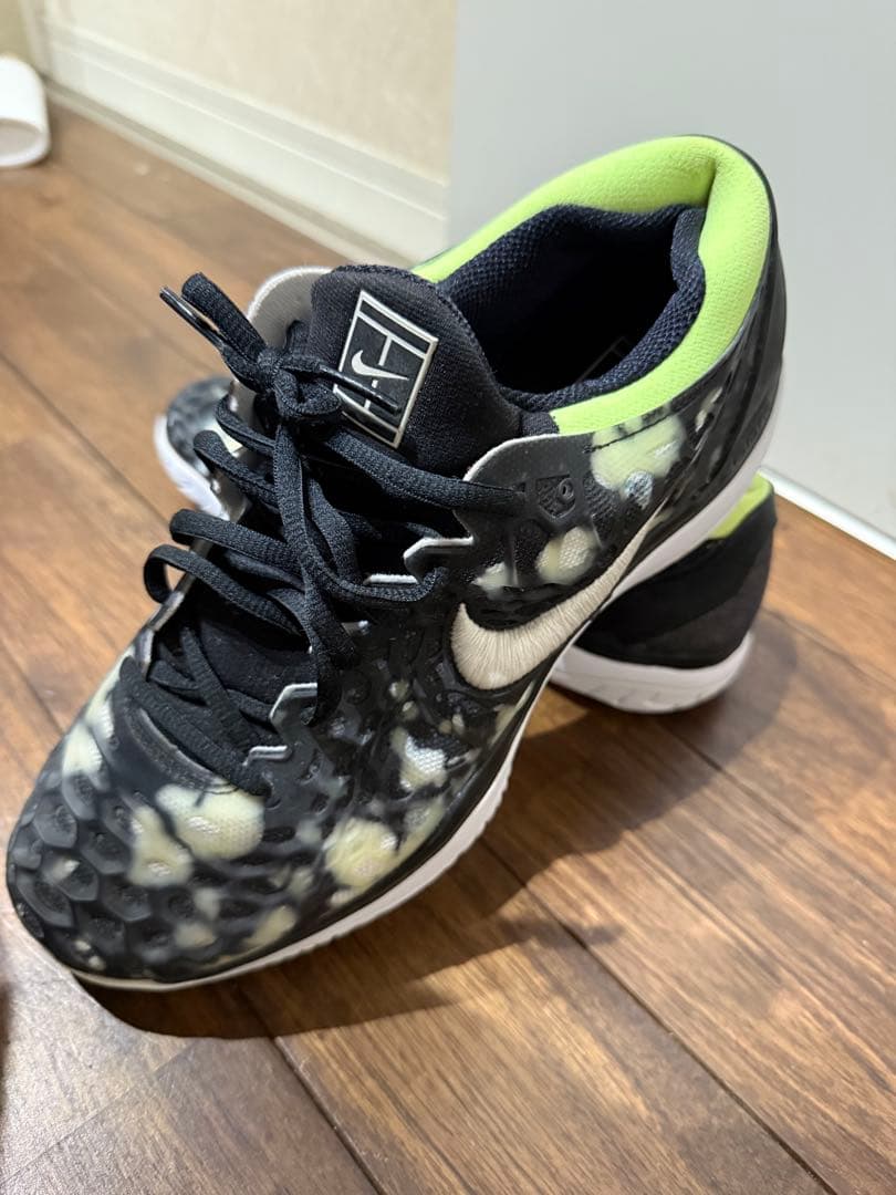 Nike ズームケージ3 ナダルモデル
