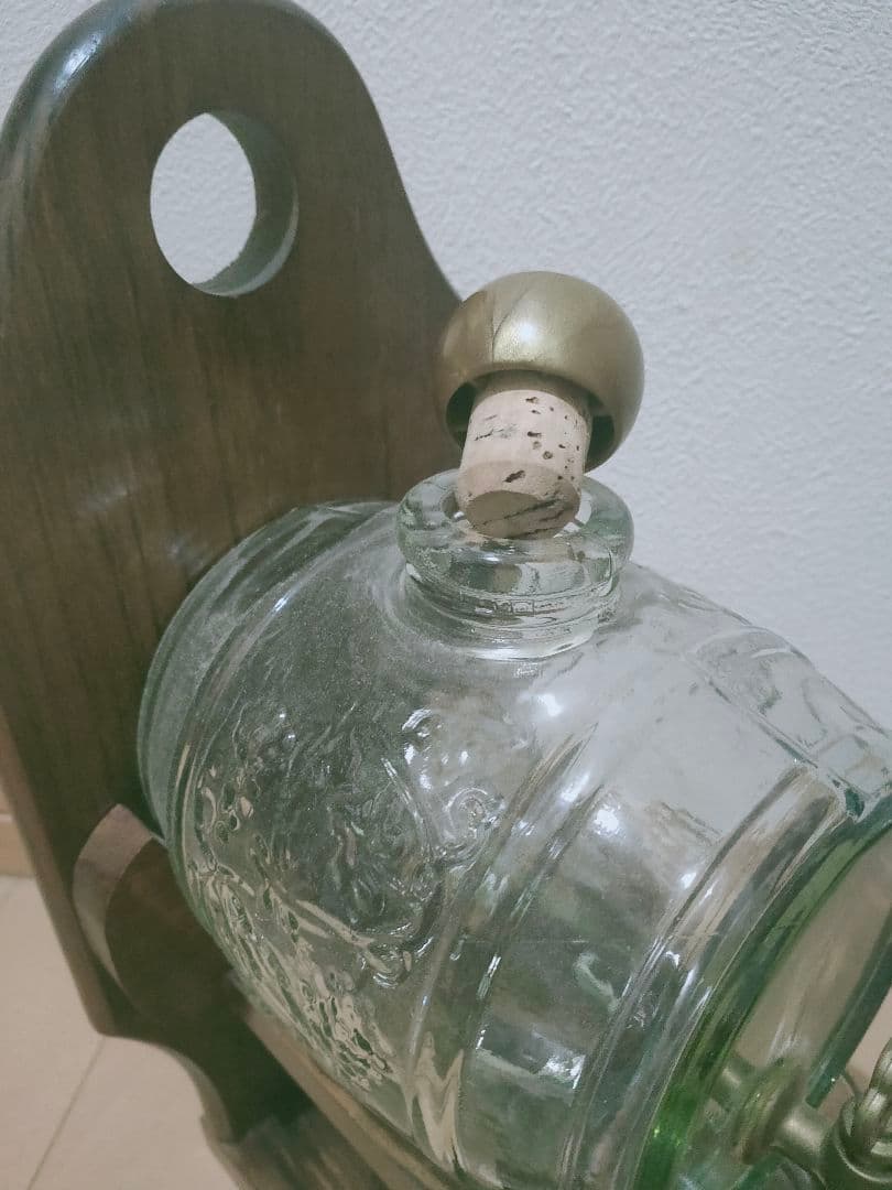 ♪ ショットグラス付き グラスウィスキーバレルコンプリートセット 壁掛け