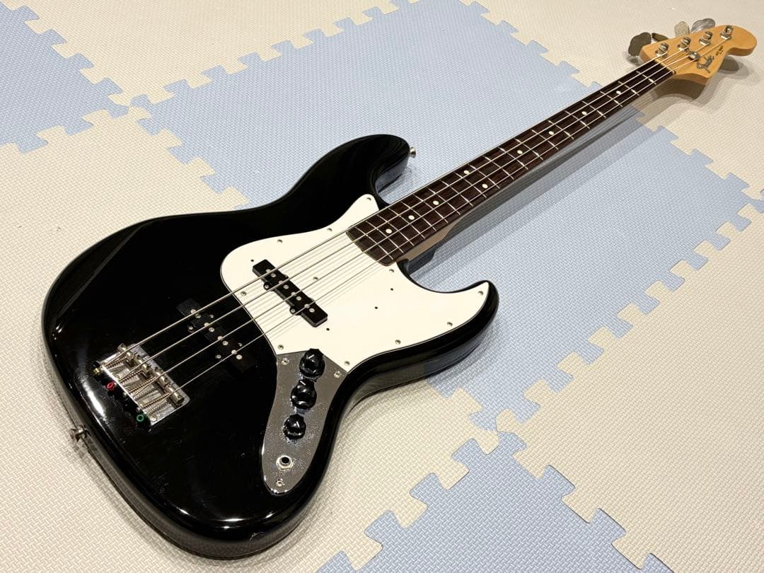 Fender Japan Jazz Bass Black Pシリアル