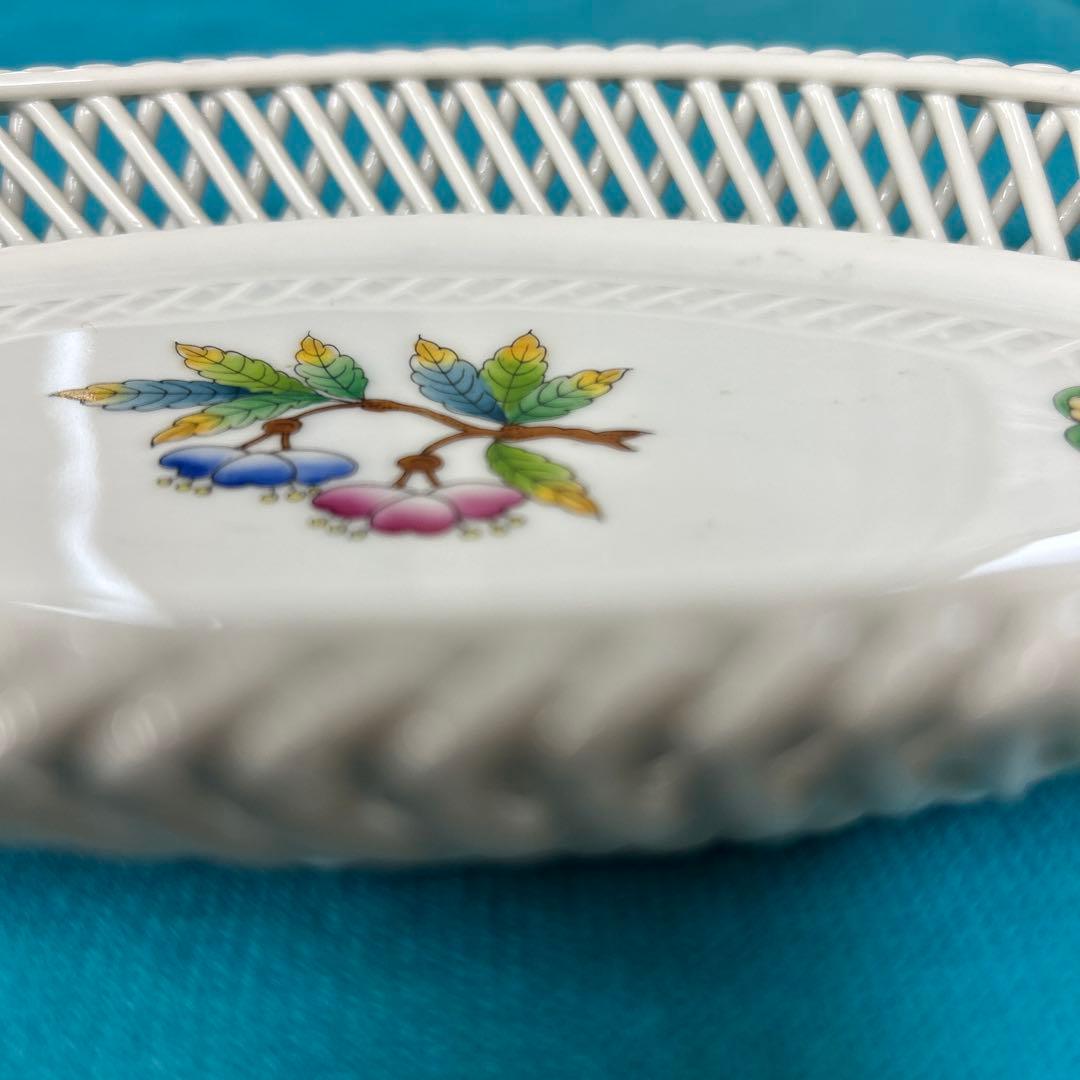 ヘレンド(HEREND)ビクトリアブーケ柄透かし彫りハンドペインティング皿