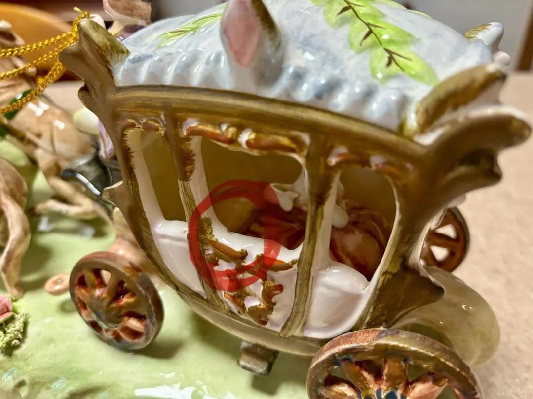アンティーク陶器人形　馬車　貴婦人　馬陶器 置物 インテリア