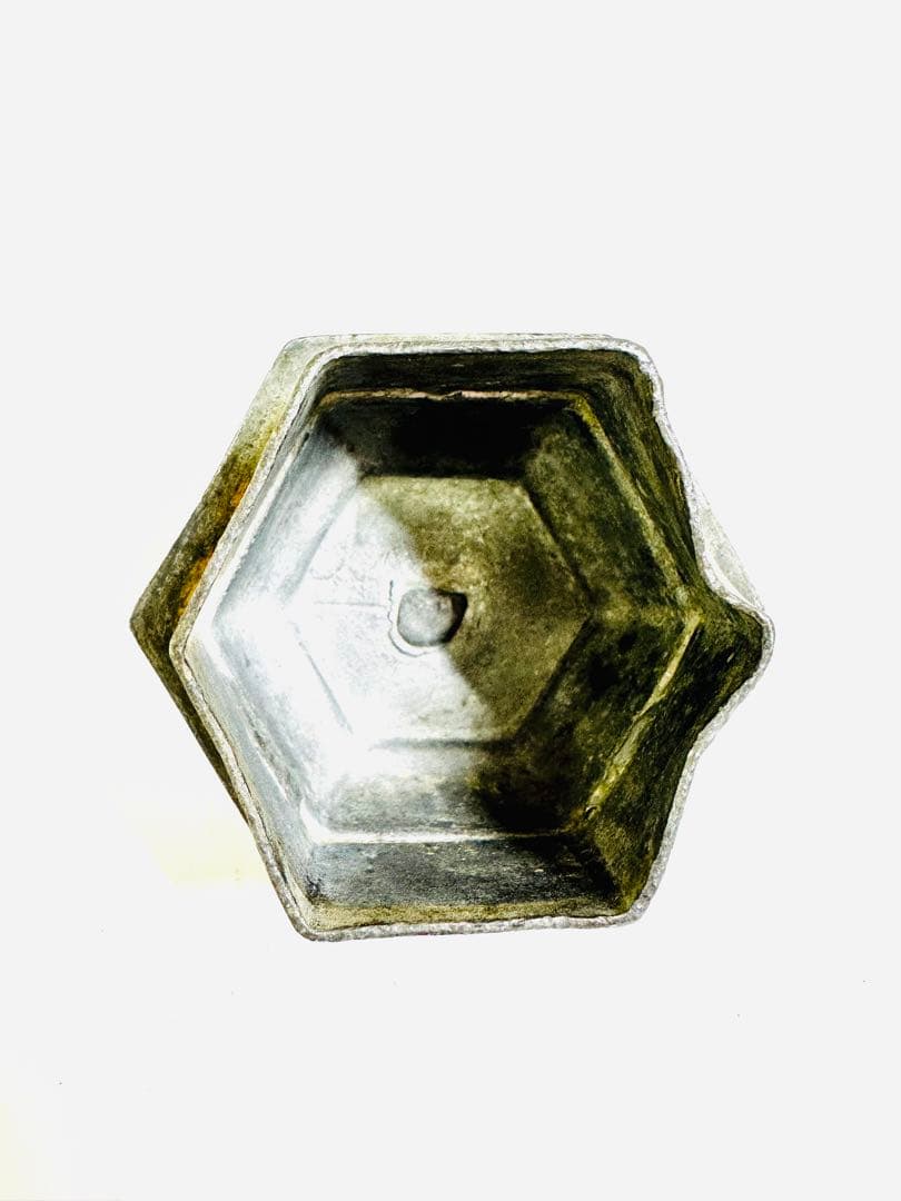 N890　茶道具　水注　錫製　約834g　六角形茶器　獅子彫刻付き