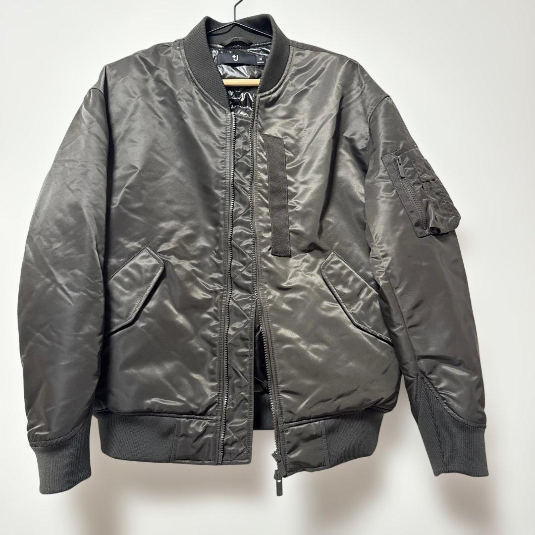 新品未使用UNIQLO ＋J ハイブリッドダウンオーバーサイズ