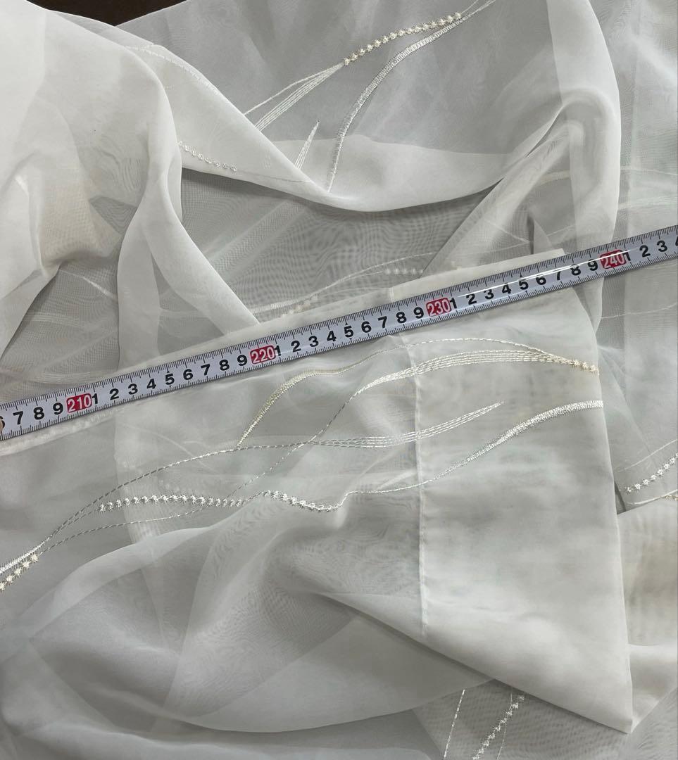 刺繍された波模様の白い薄手のカーテン, 3枚セット