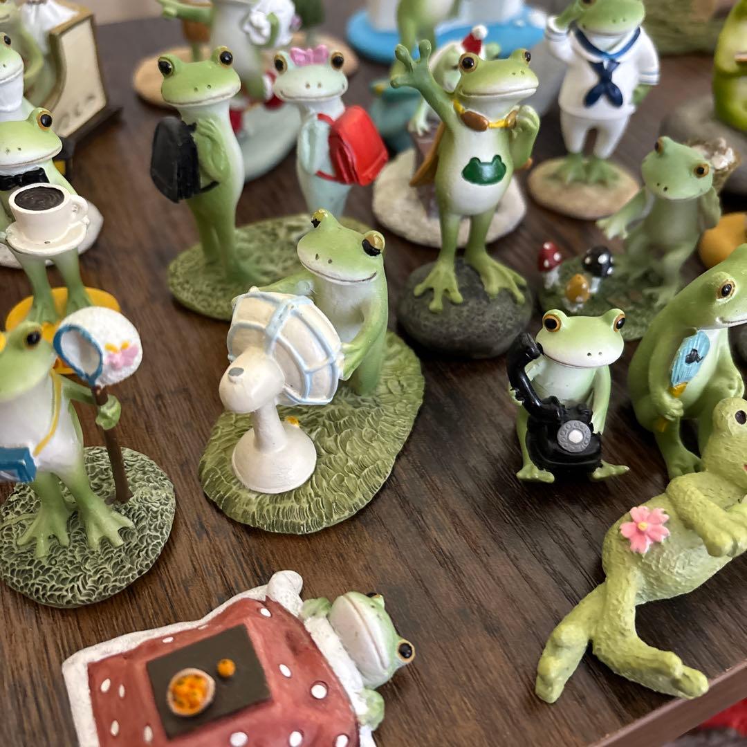 カエルの陶器置物セット 約48点