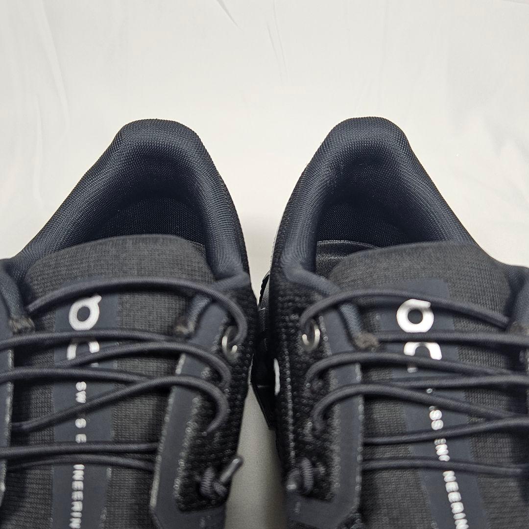 【週末限定価格】新品 On Cloud スニーカー ブラック 23.5cm