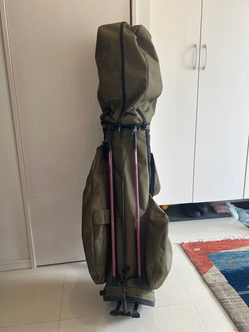 ブリーフィングbriefingゴルフバッグ オリーブ　ドライバーなどのクラブ一式