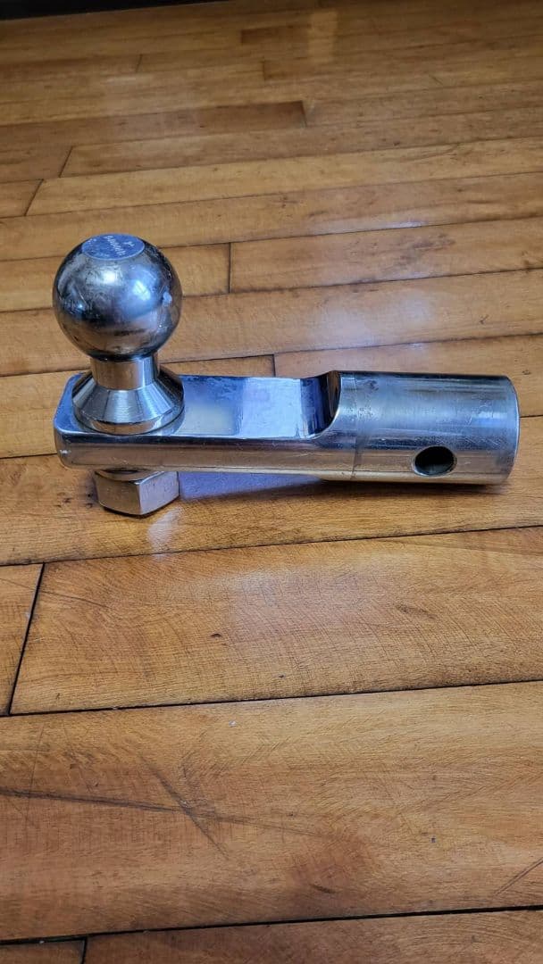 激レア！？　ヒッチボールマウント丸スラント型