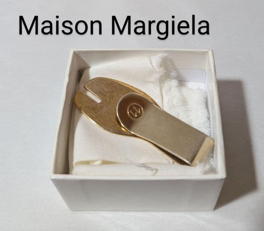 な*の様 300円スタート　メゾンマルジェラ　マネークリップ　SM1VT0005