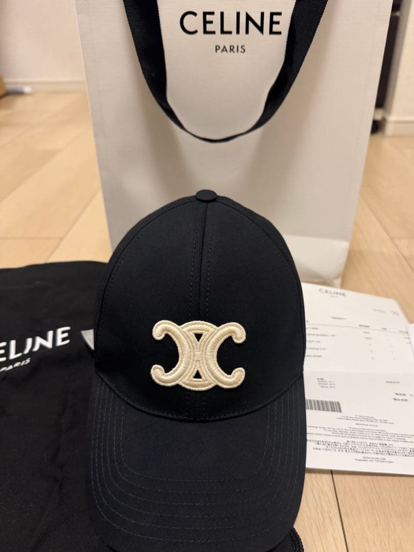 【美品】CELINE ブラック ベースボールキャップ