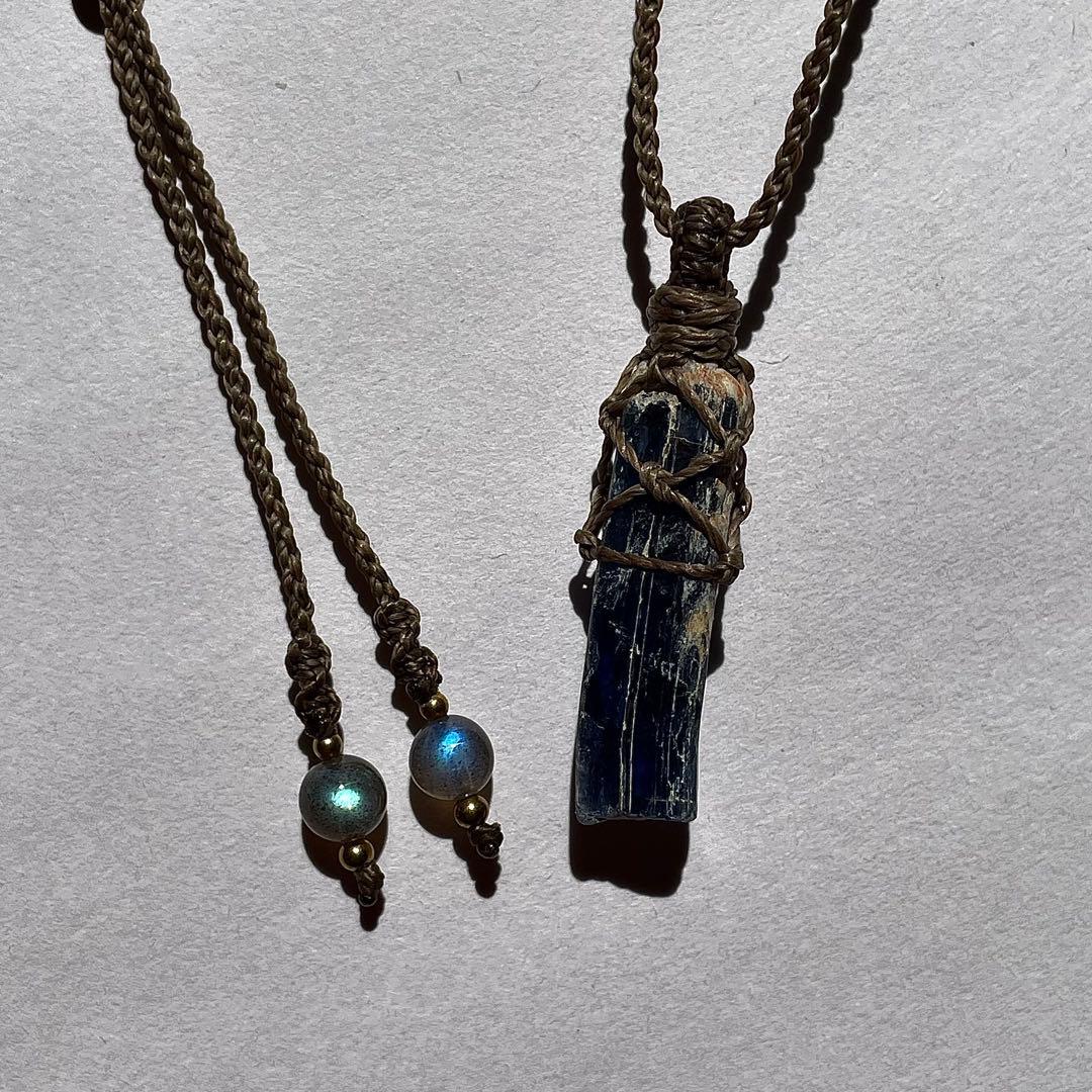 カイヤナイト ネパール産 ＊ ハンドメイド マクラメペンダント ネックレス ⑨