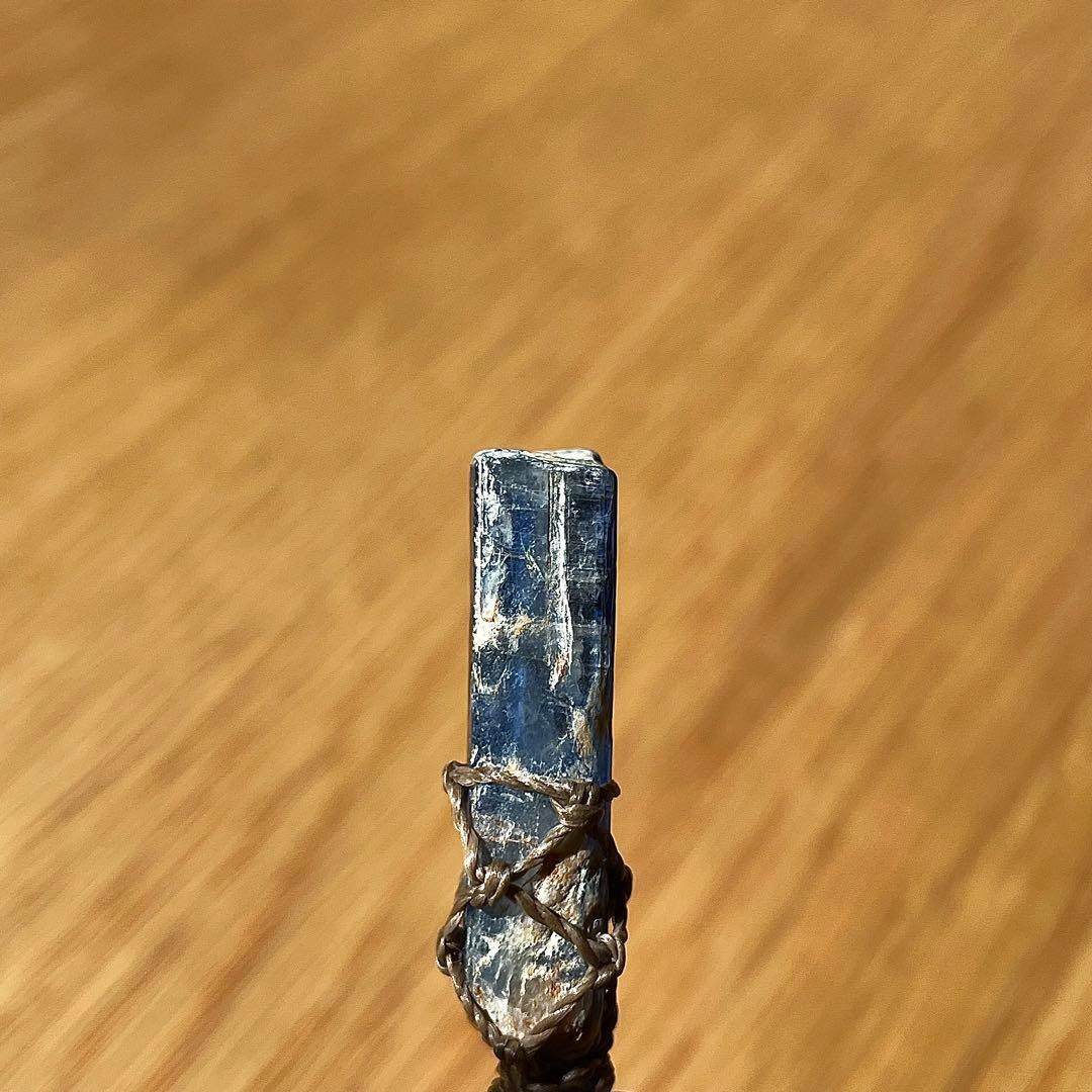 カイヤナイト ネパール産 ＊ ハンドメイド マクラメペンダント ネックレス ⑨