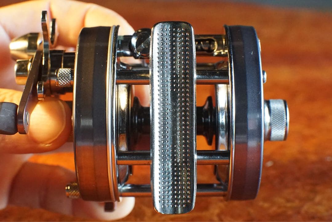 ABU アンバサダー 5500C ビッグA メンテ済 フレーム修正済