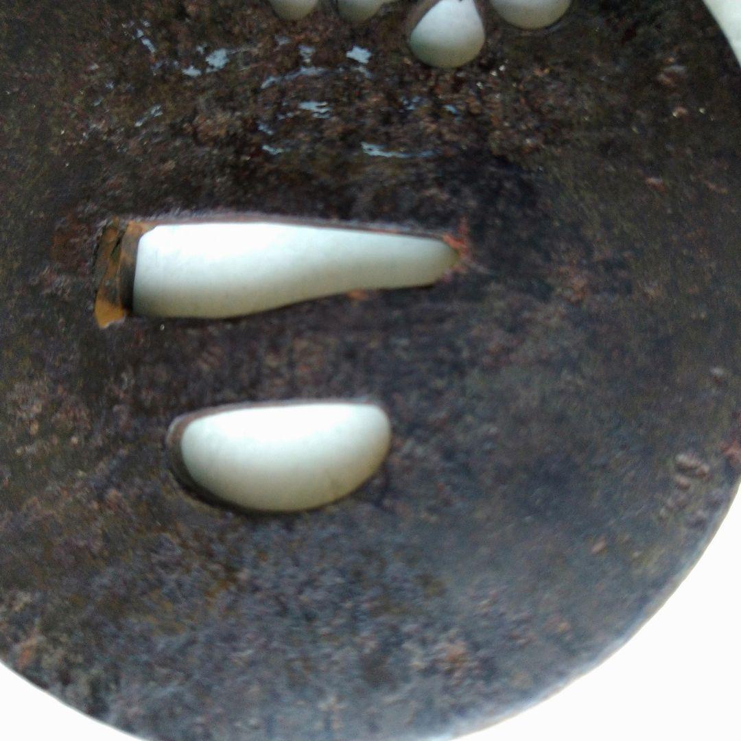 鉄製 鍔(つば) 花のデザイン