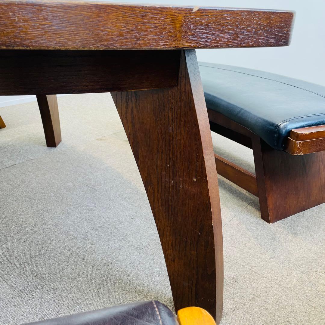 アンティーク調 三角形大型テーブル 幅約152cm