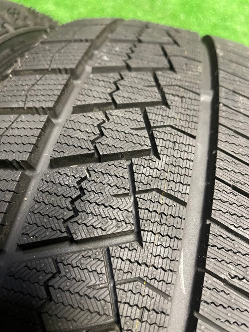 その1 2024年製 225/40R18 2本　スタッドレス　ネクセン