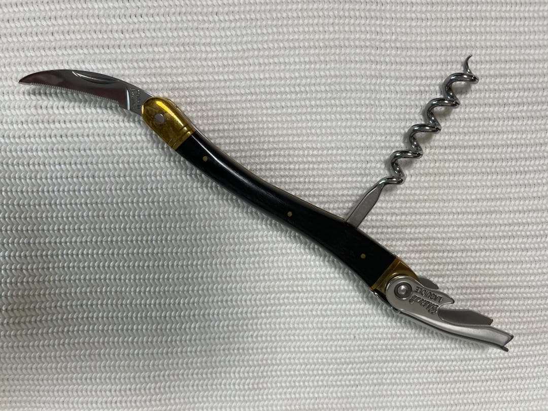 Chateau Laguiole （シャトーラギオール）のソムリエナイフ