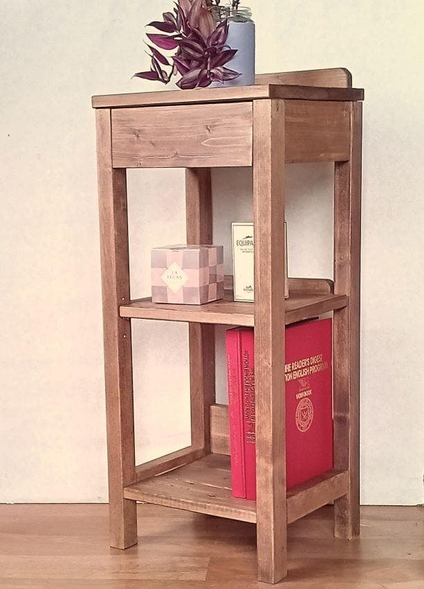 ハンドメイド！優しいお色の総無垢材フラワースタンド、電話台、サイドテーブルです。