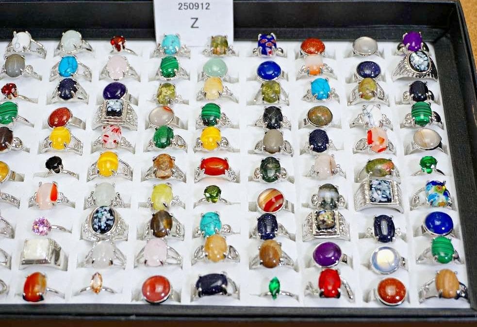 [48] 天然石 ファッションリング 100点 指輪 Nz8-250912Z