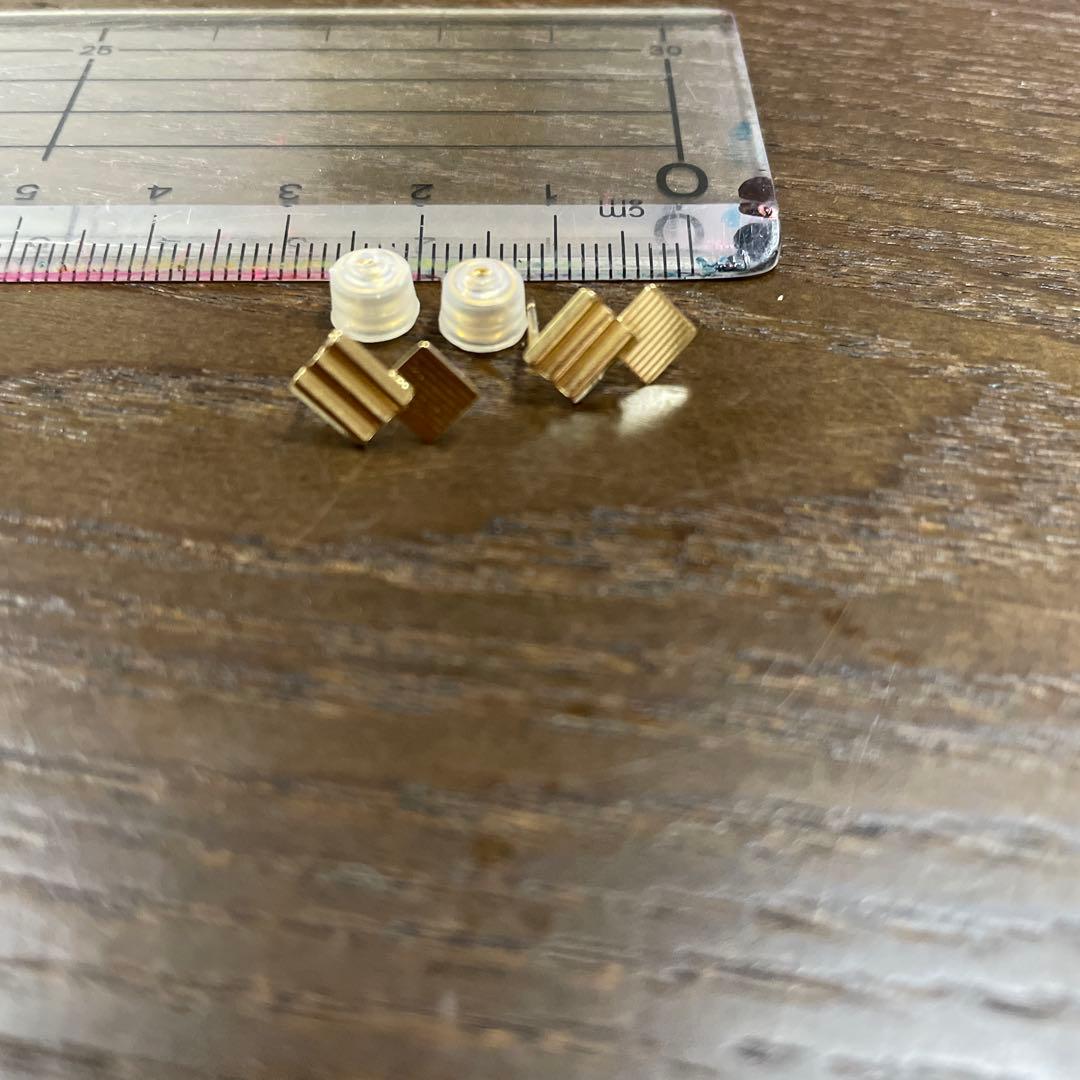 K18 ピアス　新品同様美品