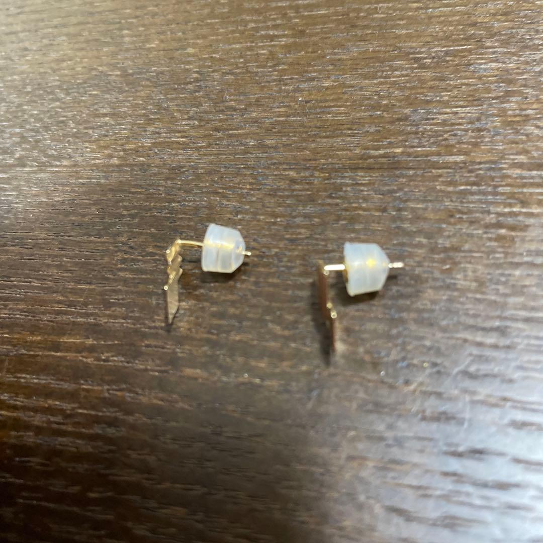 K18 ピアス　新品同様美品