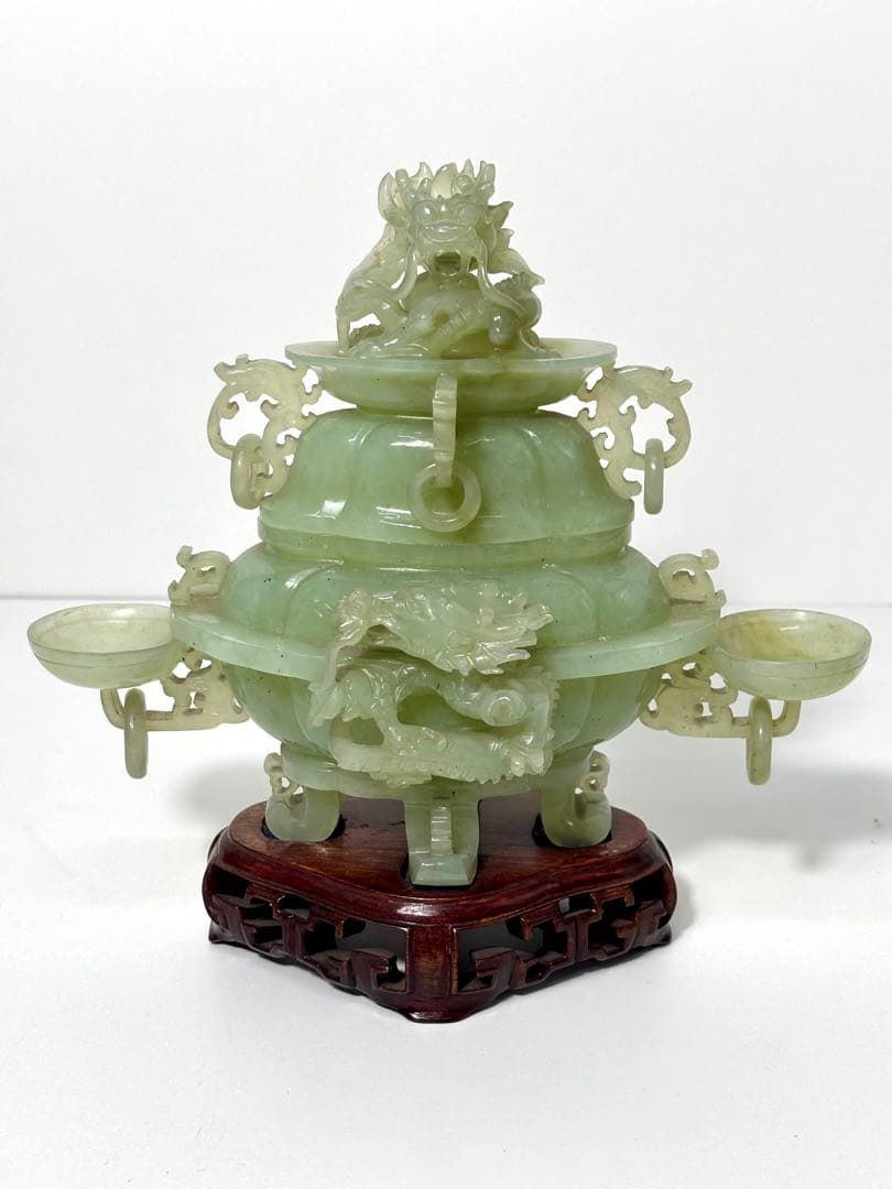 く*ん様 株*I様 #ネフライト彫刻 飾壺（龍装飾・台座付）