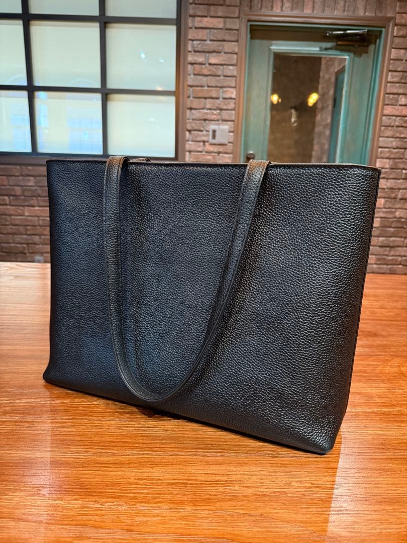 HushTug（ハッシュタグ）トートバッグ　ブラック