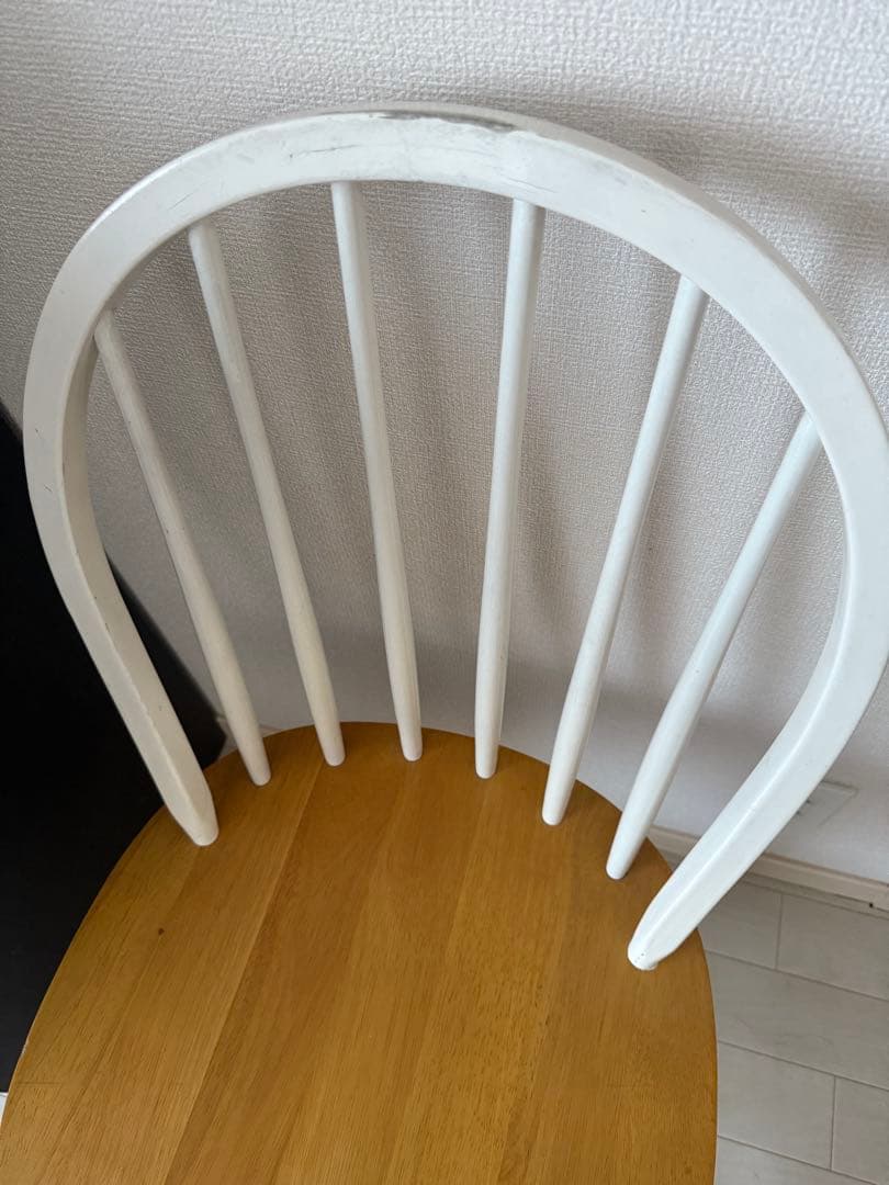 白い椅子　スピンドルバックチェア　ウィンザーチェア　アンティークチェア　1脚
