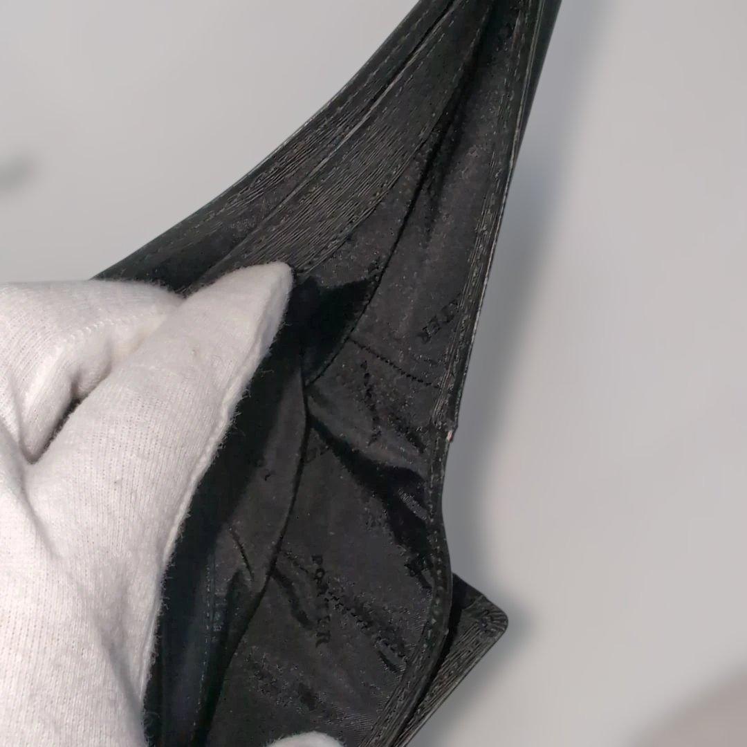 PORTER折り財布　カレント　ブラック　レザー　フラップ　ブランドロゴ金具