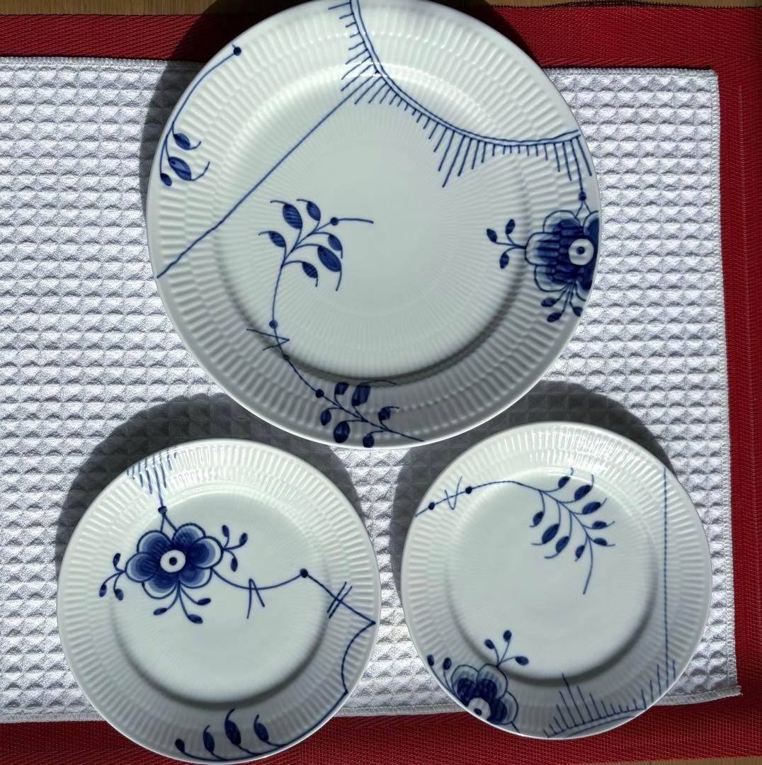 【お値下げ/新品】ブルーフルーテッド メガ 27cm×1 19×2