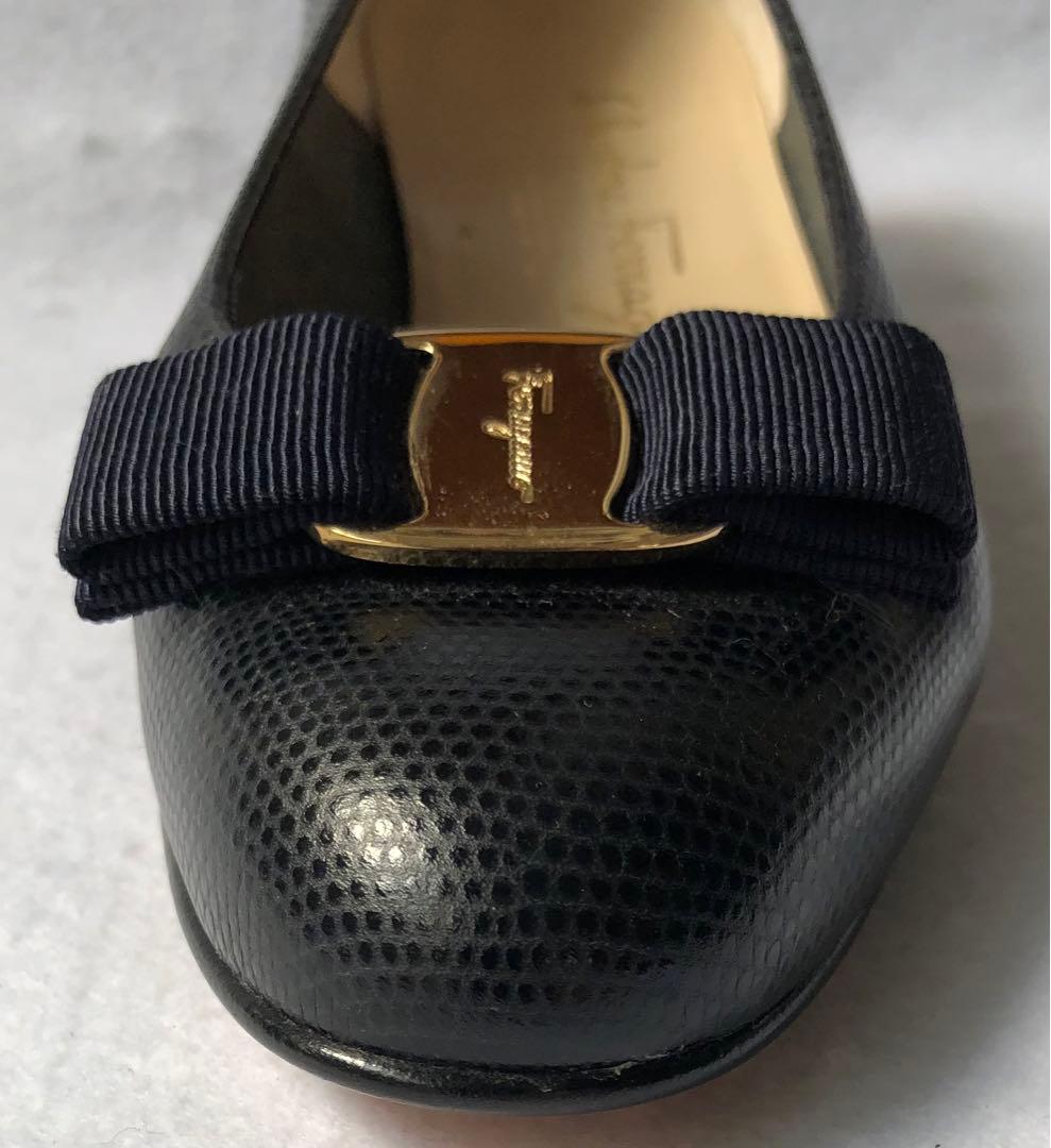 Salvatore Ferragamoサルヴァトーレフェラガモ★ヴァラリボン7C
