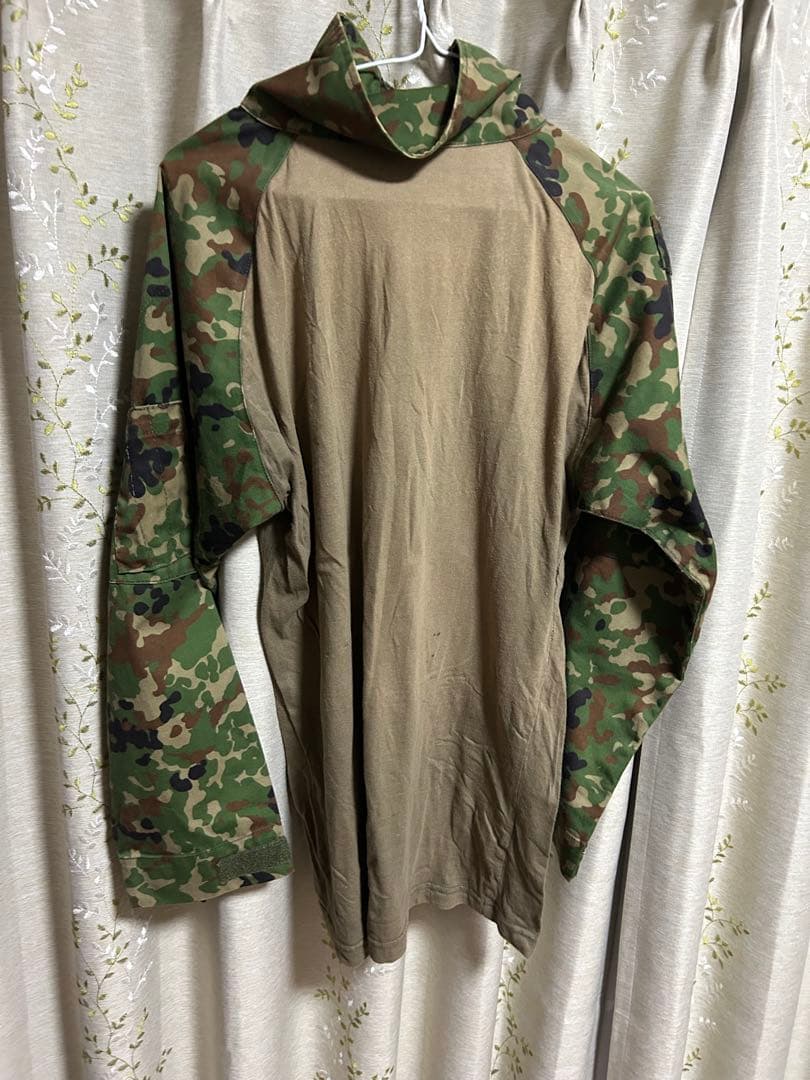 迷彩コンバットジャケット M-R Lサイズ