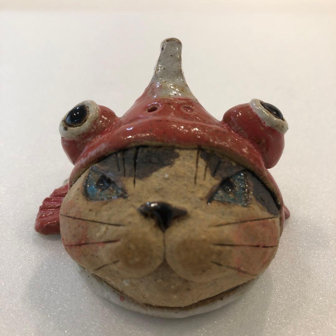 【新品】人気作家 岡村洋子 猫かぶりシリーズ 金魚 赤 置物 焼き物