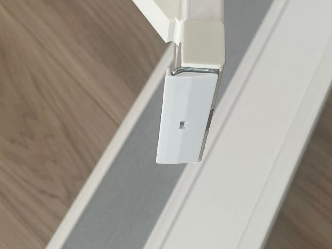 TUISS DECOR ハニカムシェード　ブラインド　つっぱり式　遮光/採光